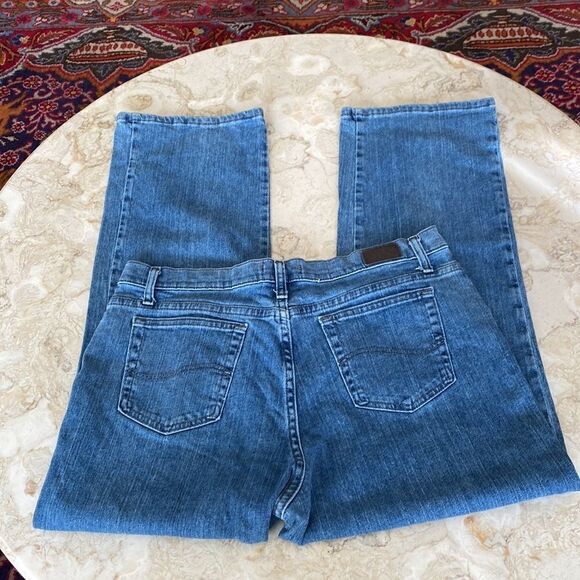 Lee Relaxed Straight Leg Jeans 16 Short - Picture 4 of 15